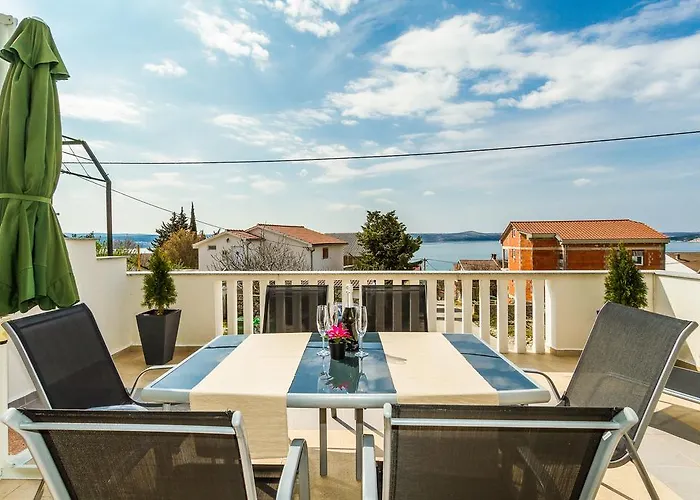 Apartmani Bregovec Maslenica